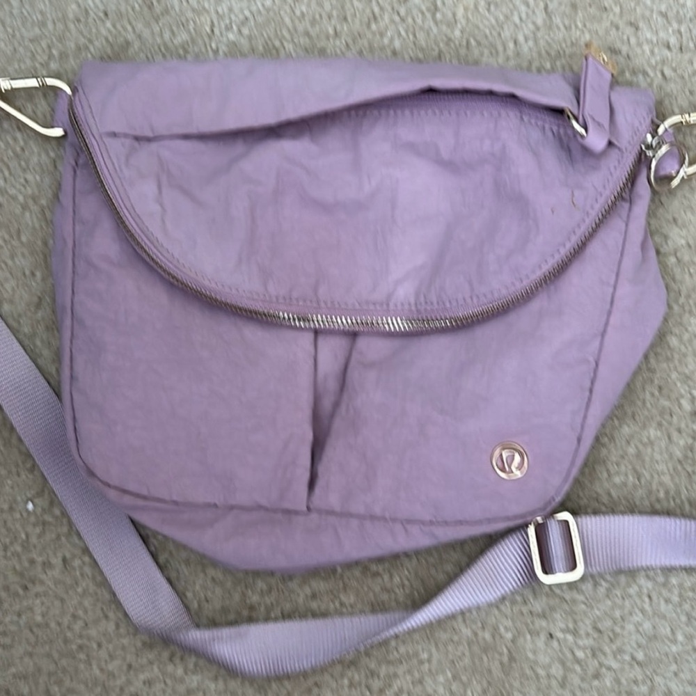 LULULEMON all night festival bag